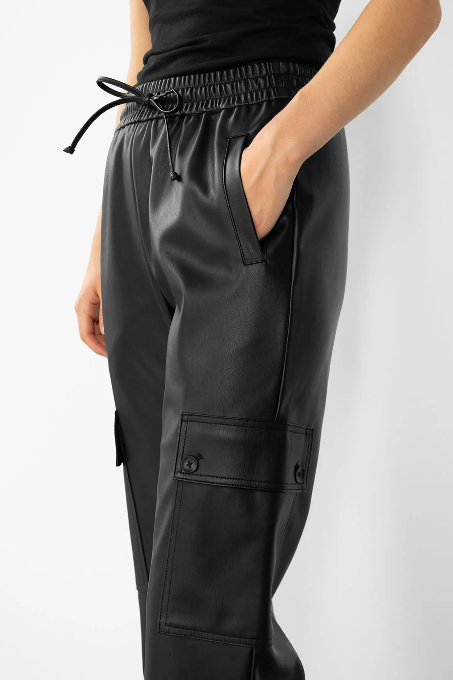 WBLEVERLY VEGAN LEATHER PANTS