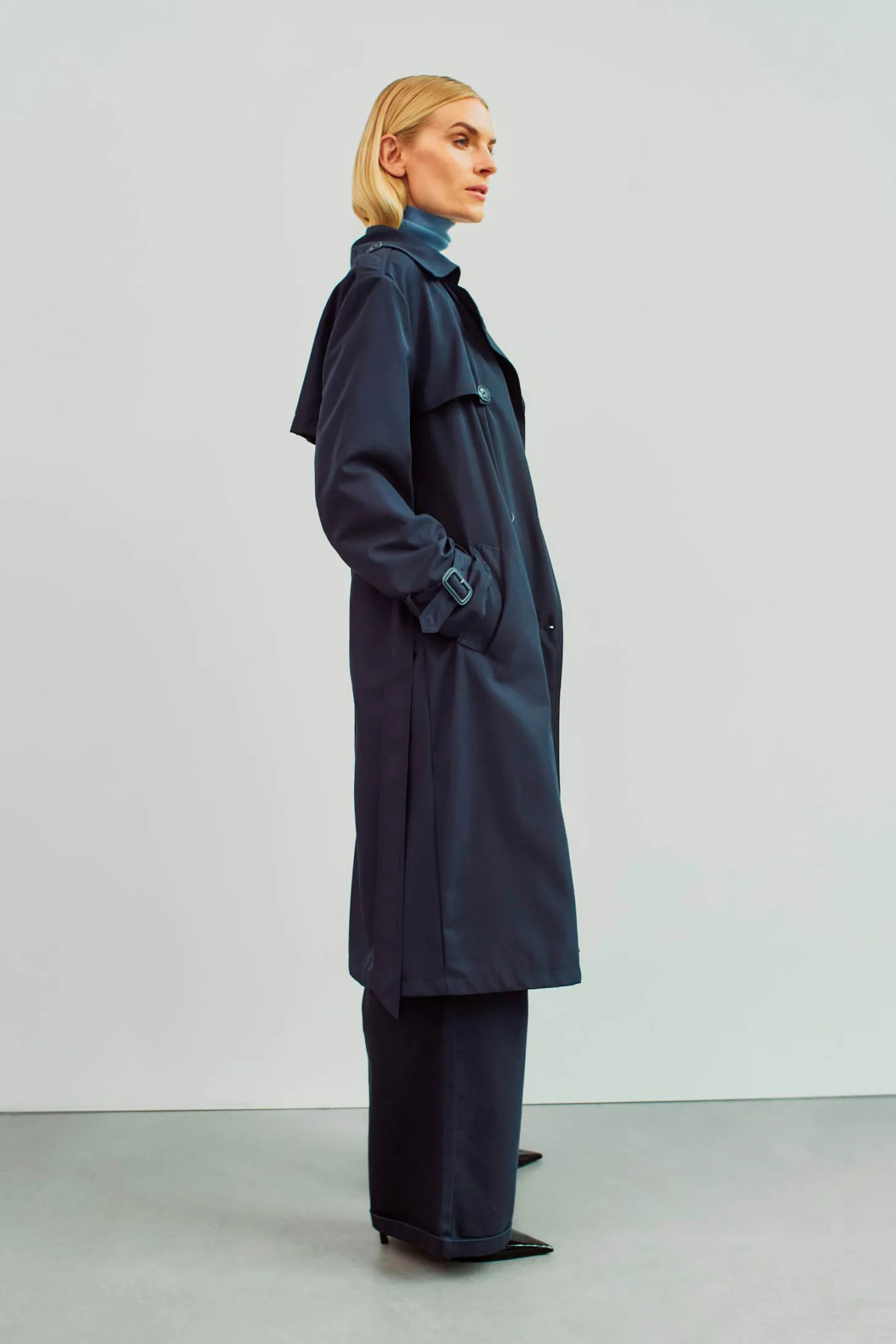 WBLNOISE TRENCH COAT
