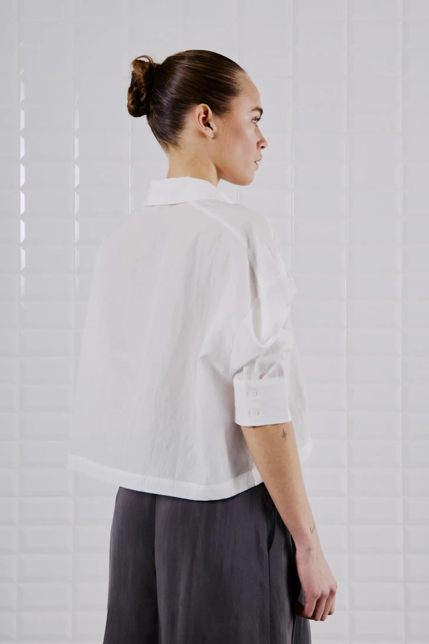 WBLQUINIE LS CROPPED SHIRT