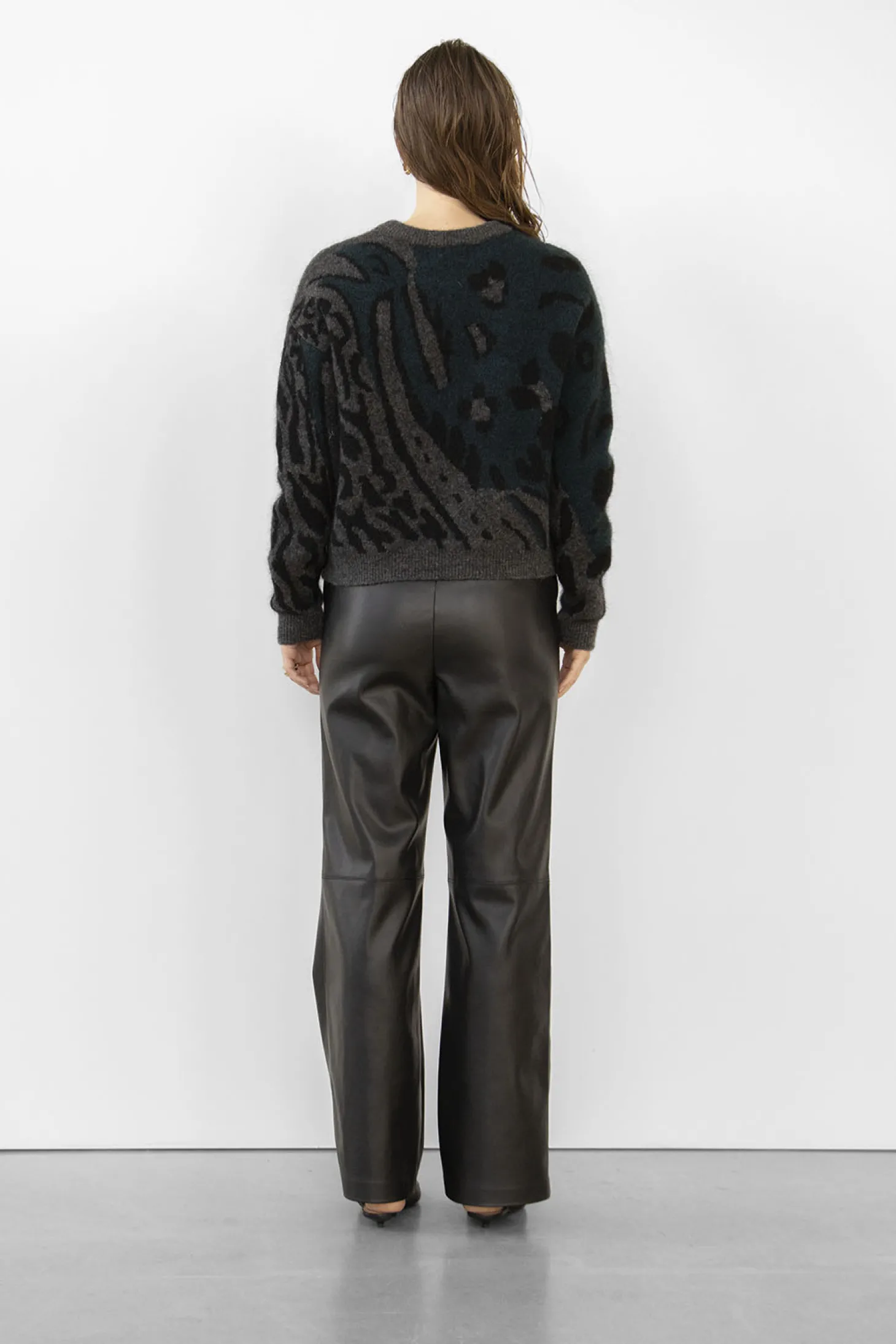 WBLSAGA LS LEO PULLOVER