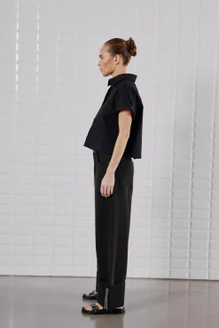 WBLSHAY SS CROOPPED SHIRT