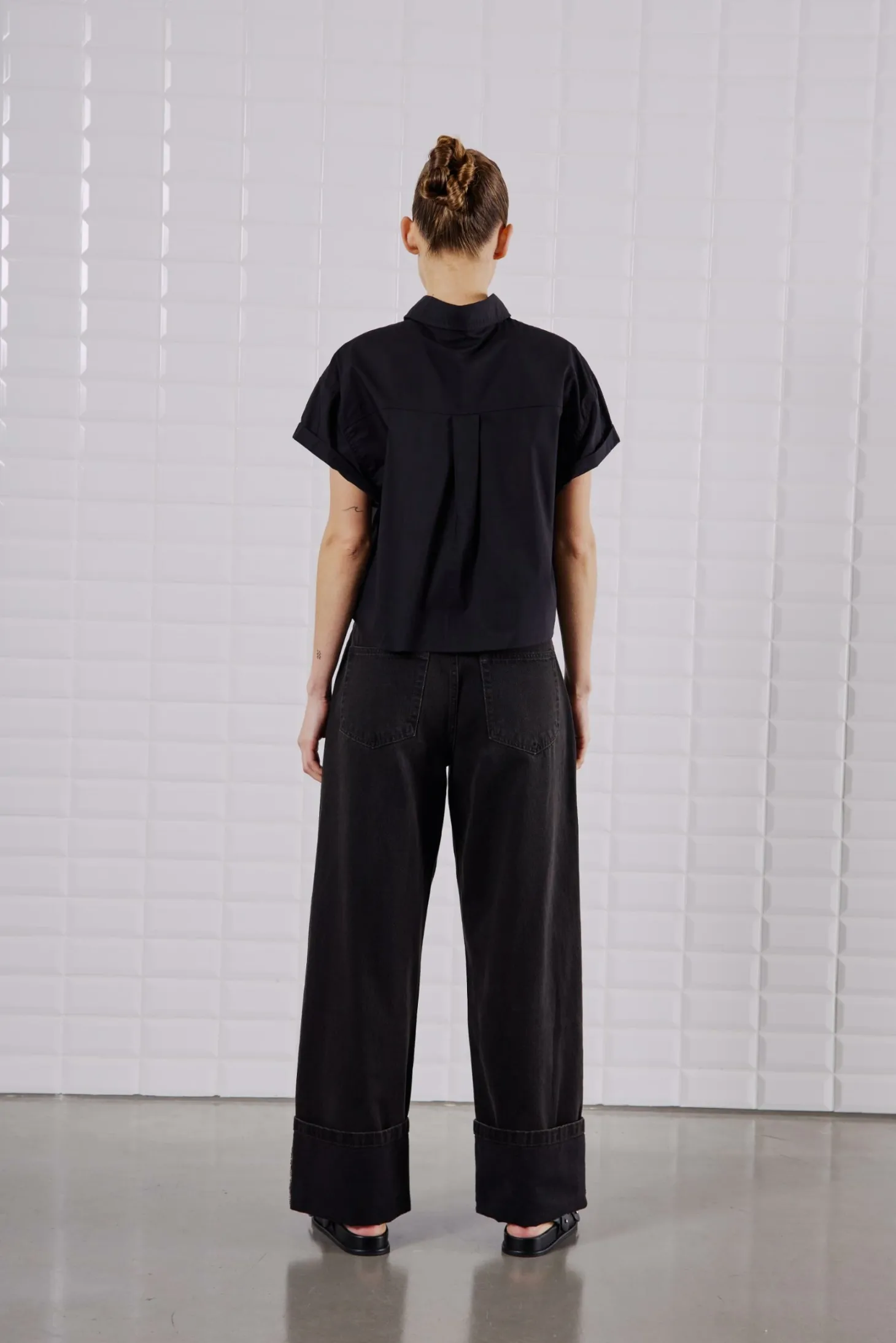 WBLSHAY SS CROOPPED SHIRT