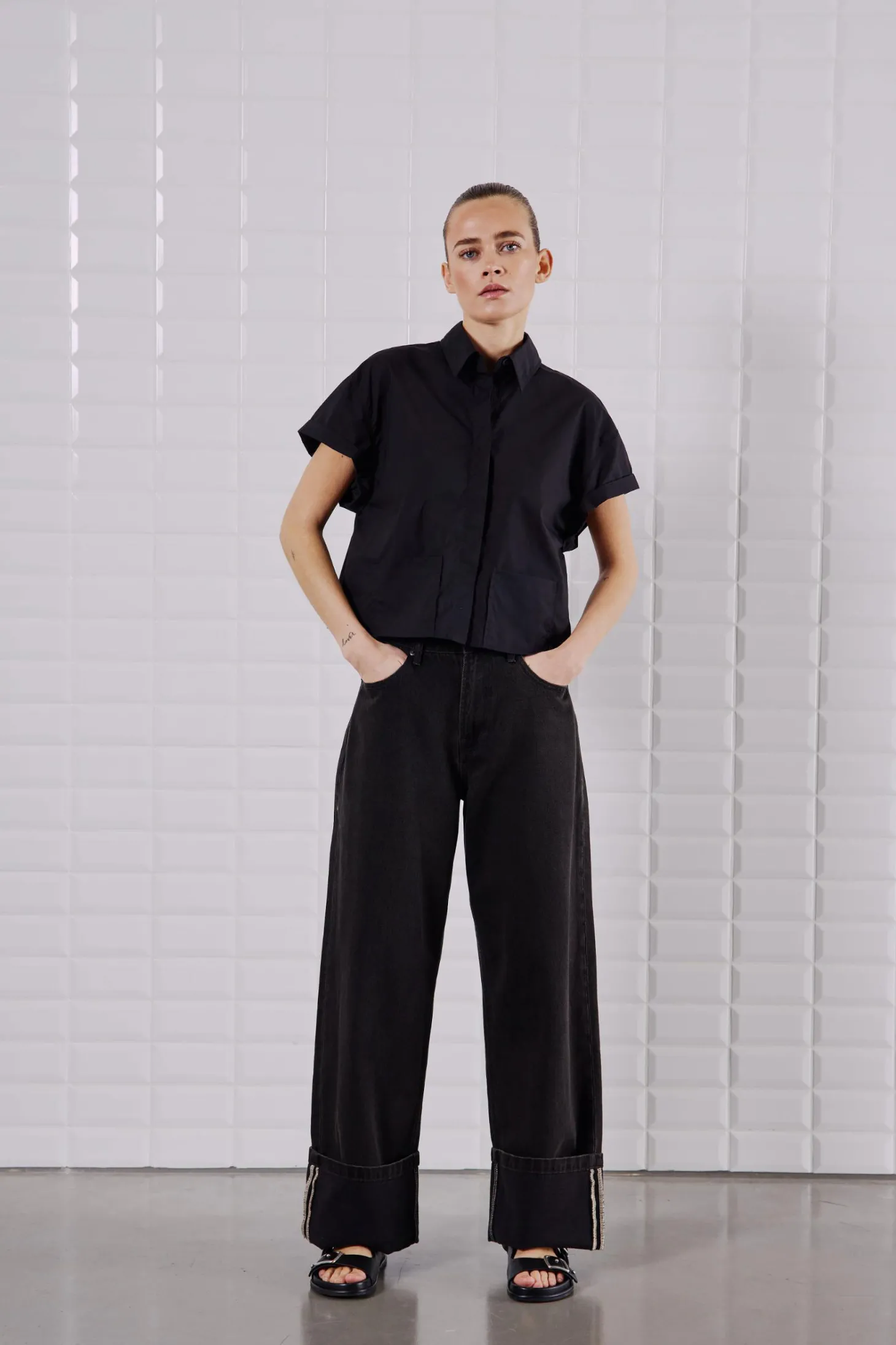 WBLSHAY SS CROOPPED SHIRT