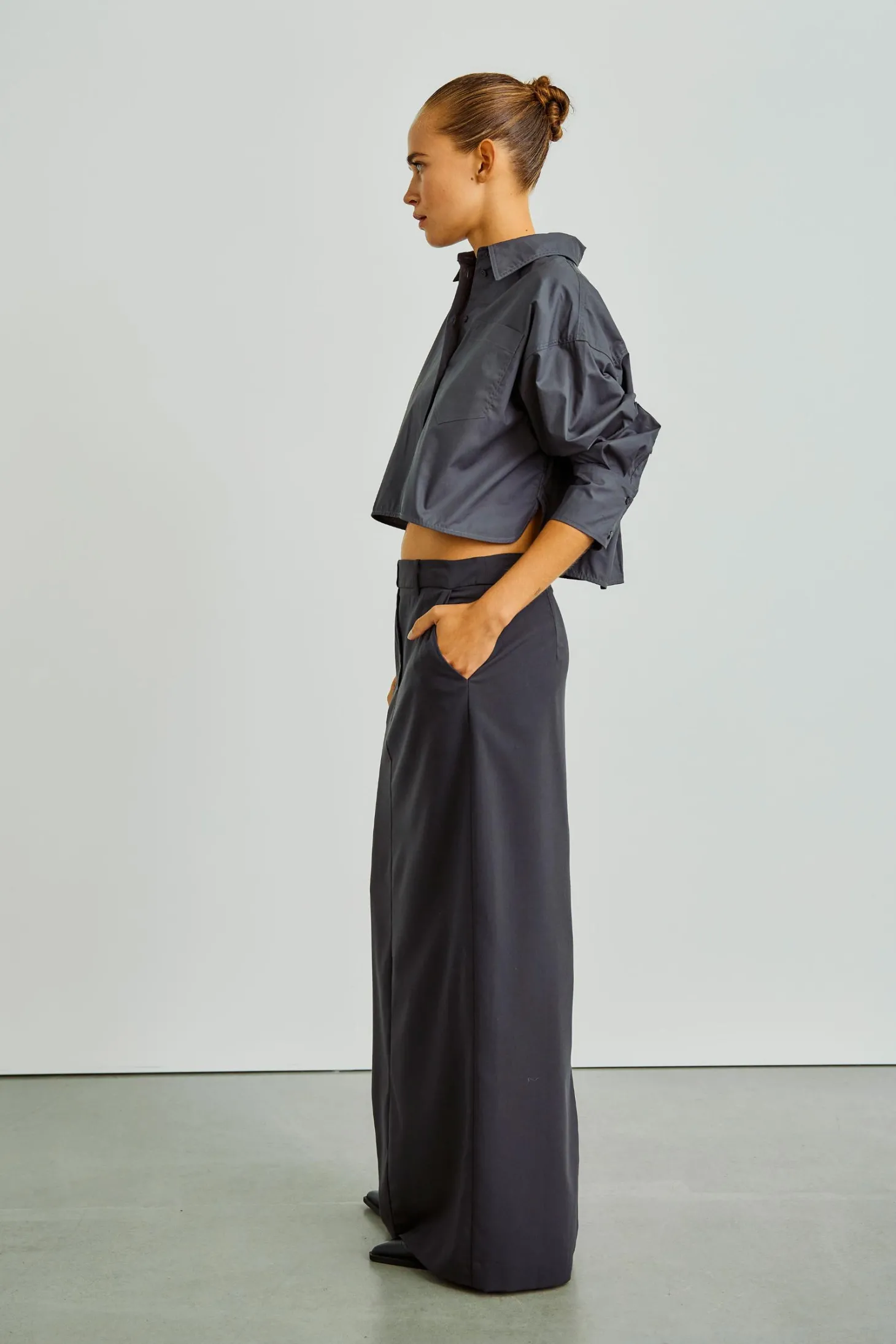 WBLSHORTY LS CROPPED SHIRT