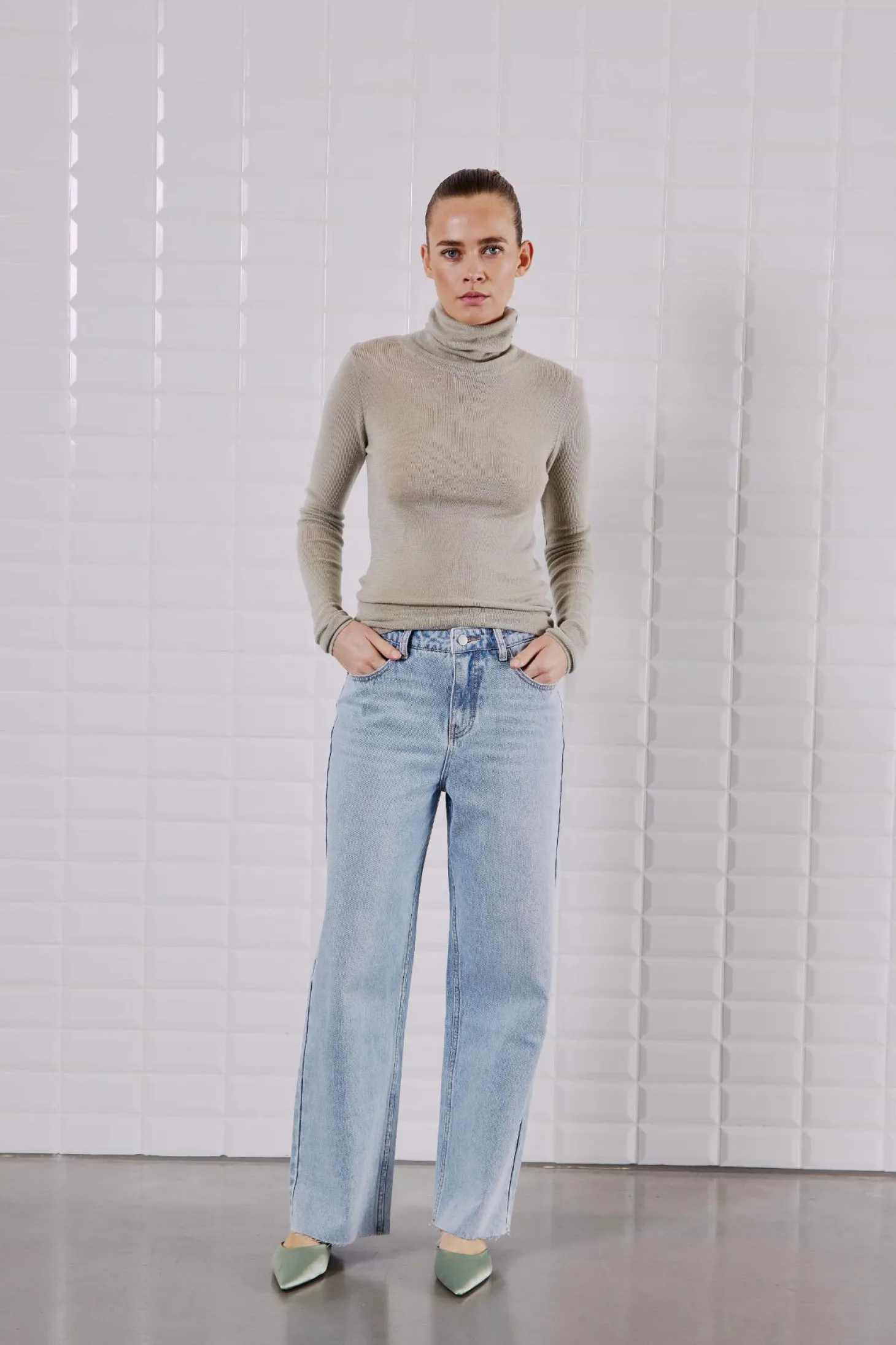 WBLTESSA LS WOOL TURTLENECK